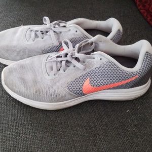 Nike shoes size 10